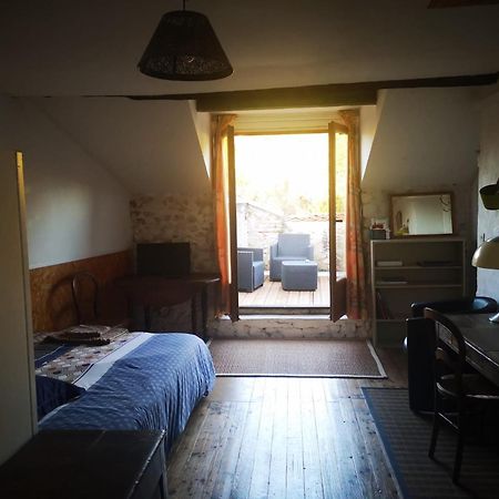 Chambres Avec Salle De Bains Et Cuisine En Centre Ville アルジャントン・シュル・クルーズ エクステリア 写真
